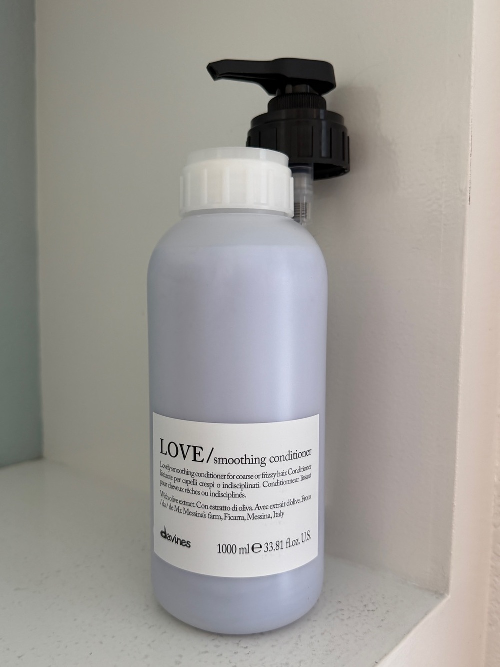 Davines Love Smoothing Conditioner 1000 ml - New Professional Size 2025 Formula
